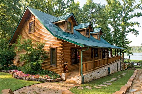 custom-crafted-lakefront-cabin-exterior-21