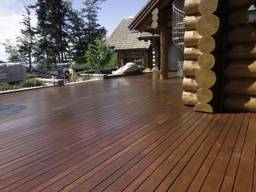 Ask the Expert: What Are the Best Products to Stain My Wood Deck?