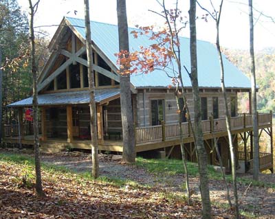 Bates Log Home | Pioneer Log Systems
