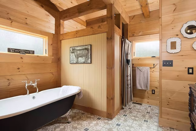 Pleasant Grove Log - Master Bath 1 - Timberhaven