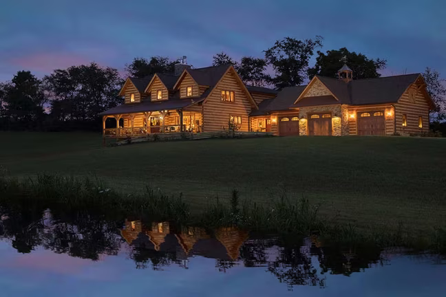 Pleasant Grove Log - Exterior 1 - Timberhaven