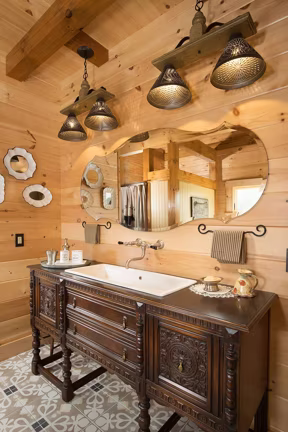 Pleasant Grove Log - Master Bath 2 - Timberhaven