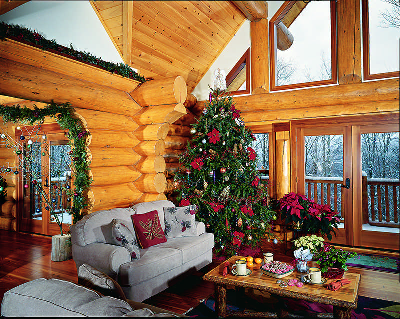 log home interior great room christmas tree